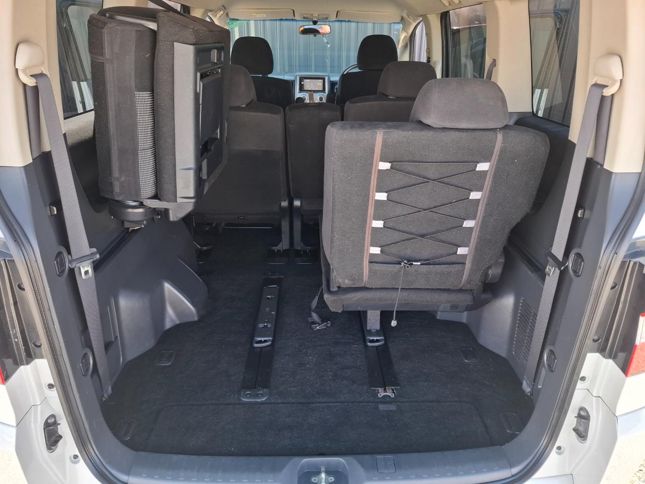 2008 Mitsubishi Delica