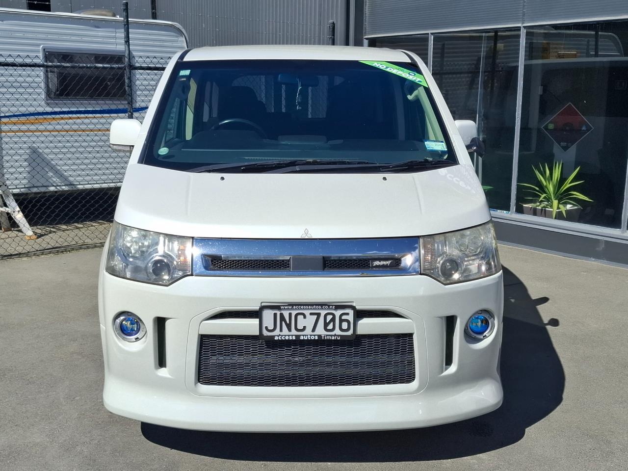 2008 Mitsubishi Delica