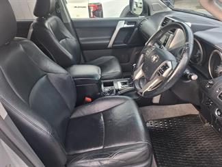 2010 Toyota Landcruiser Prado - Thumbnail