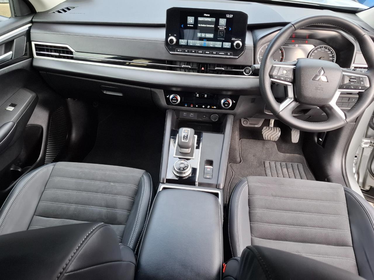 2025 Mitsubishi Outlander