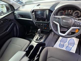 2024 Isuzu D-Max - Thumbnail