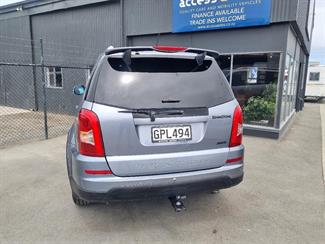 2012 Ssangyong Rexton - Thumbnail