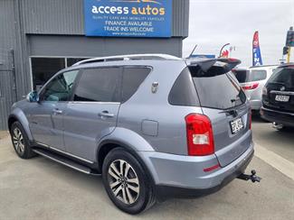 2012 Ssangyong Rexton - Thumbnail