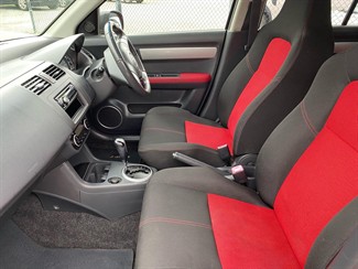2005 Suzuki Swift - Thumbnail