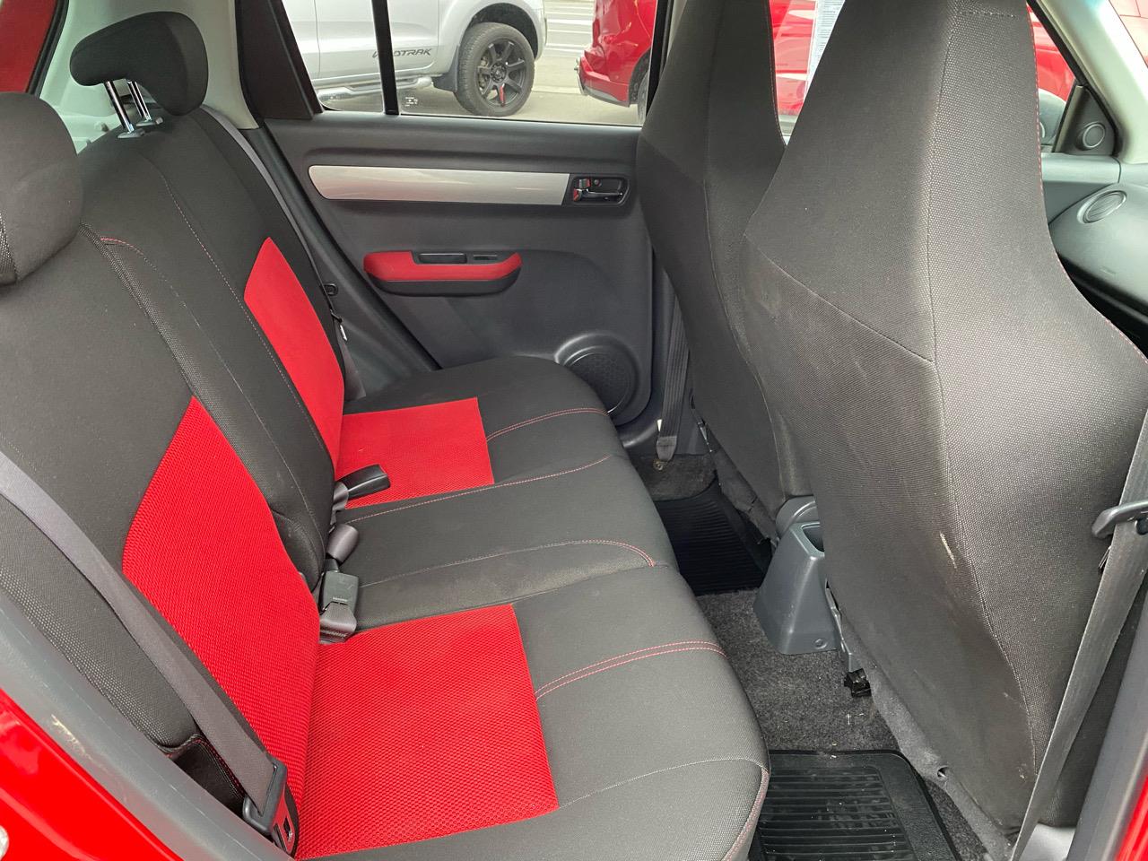 2005 Suzuki Swift