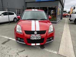 2005 Suzuki Swift - Thumbnail