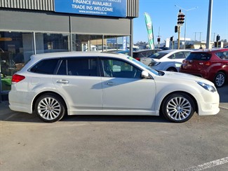 2011 Subaru Legacy - Thumbnail