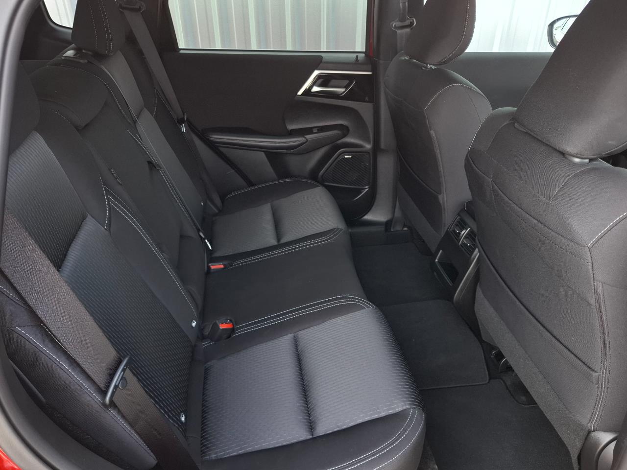 2025 Mitsubishi Outlander