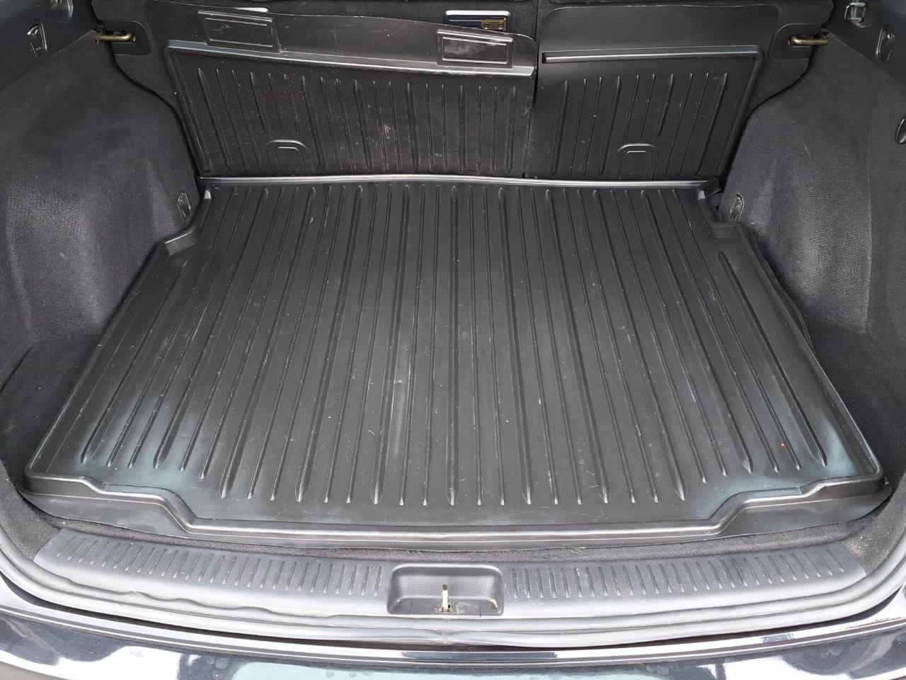 2005 Mazda Atenza