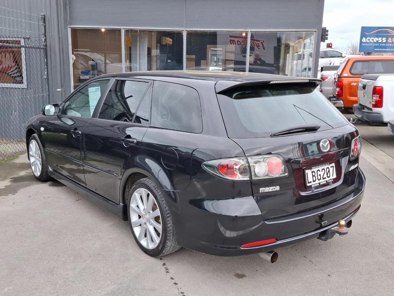 2005 Mazda Atenza