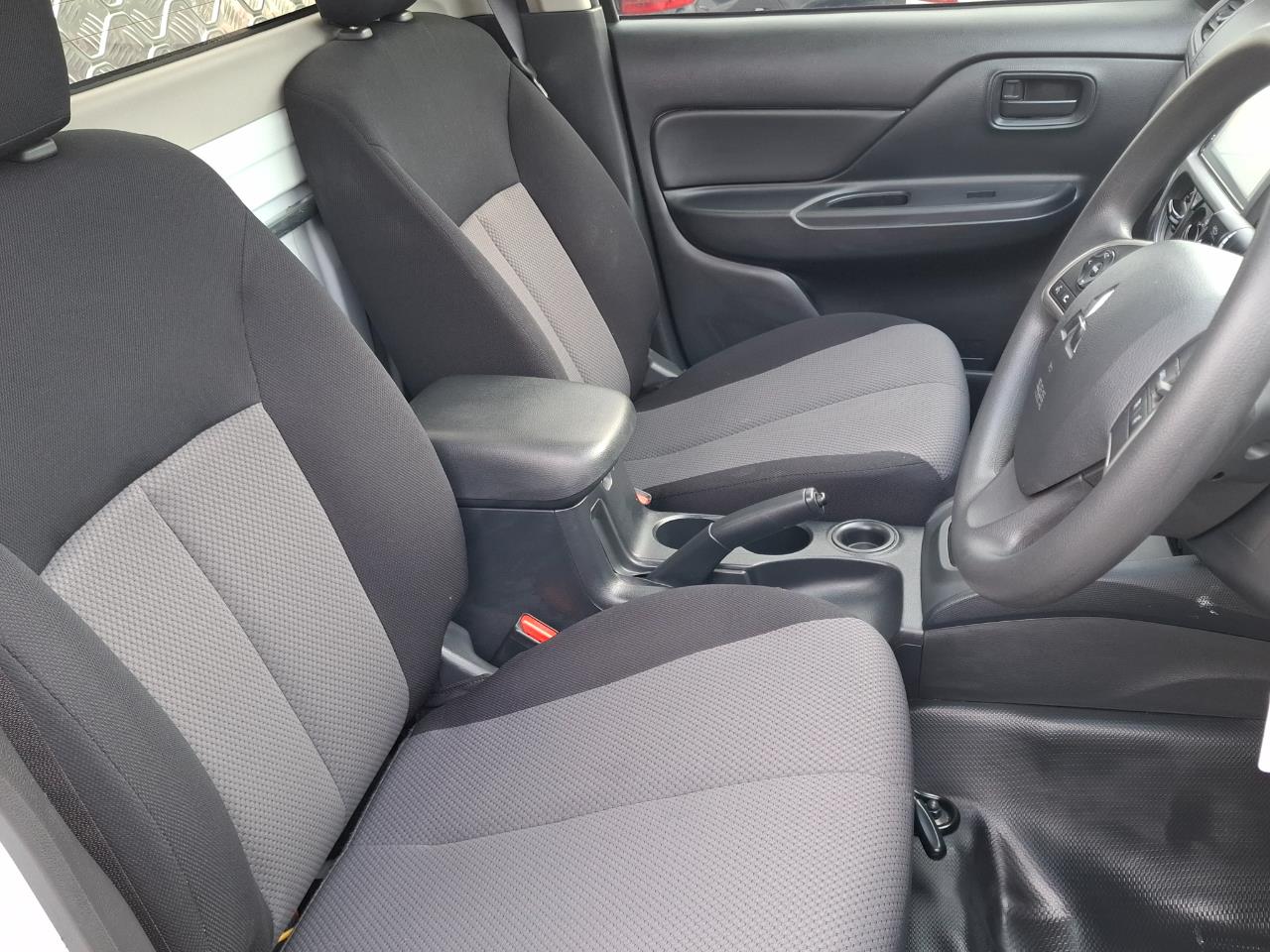 2023 Mitsubishi Triton