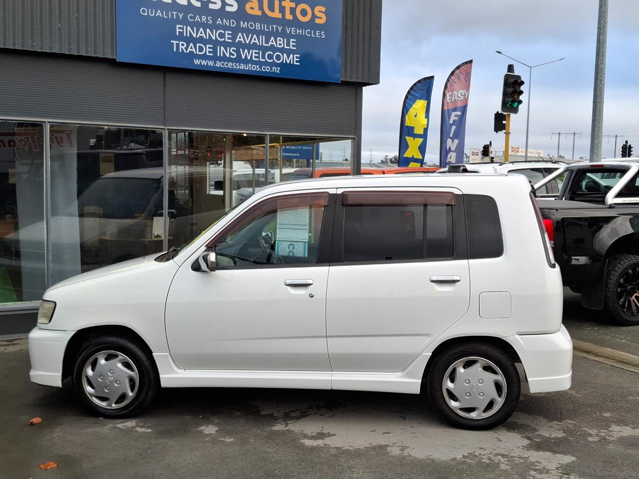 1998 Nissan Cube