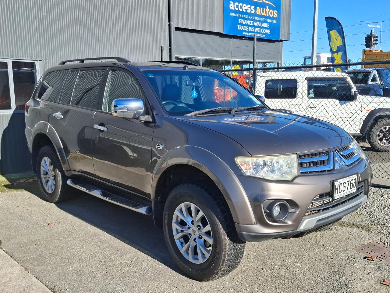 2013 Mitsubishi Challenger