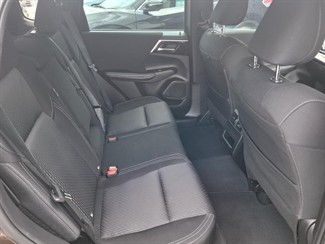 2022 Mitsubishi Outlander - Thumbnail