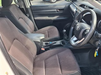 2018 Toyota Hilux - Thumbnail