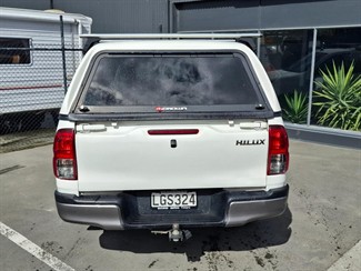 2018 Toyota Hilux - Thumbnail