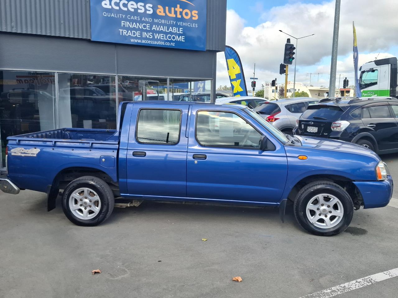 2002 Nissan Navara
