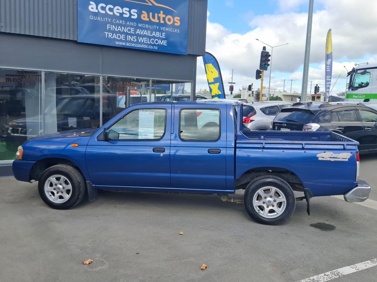 2002 Nissan Navara