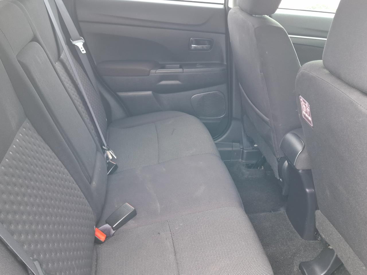 2010 Mitsubishi RVR