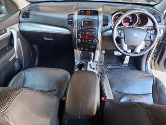 2010 Kia Sorento - Thumbnail