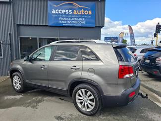2010 Kia Sorento - Thumbnail