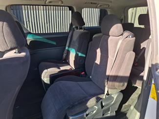 2012 Toyota Vellfire - Thumbnail