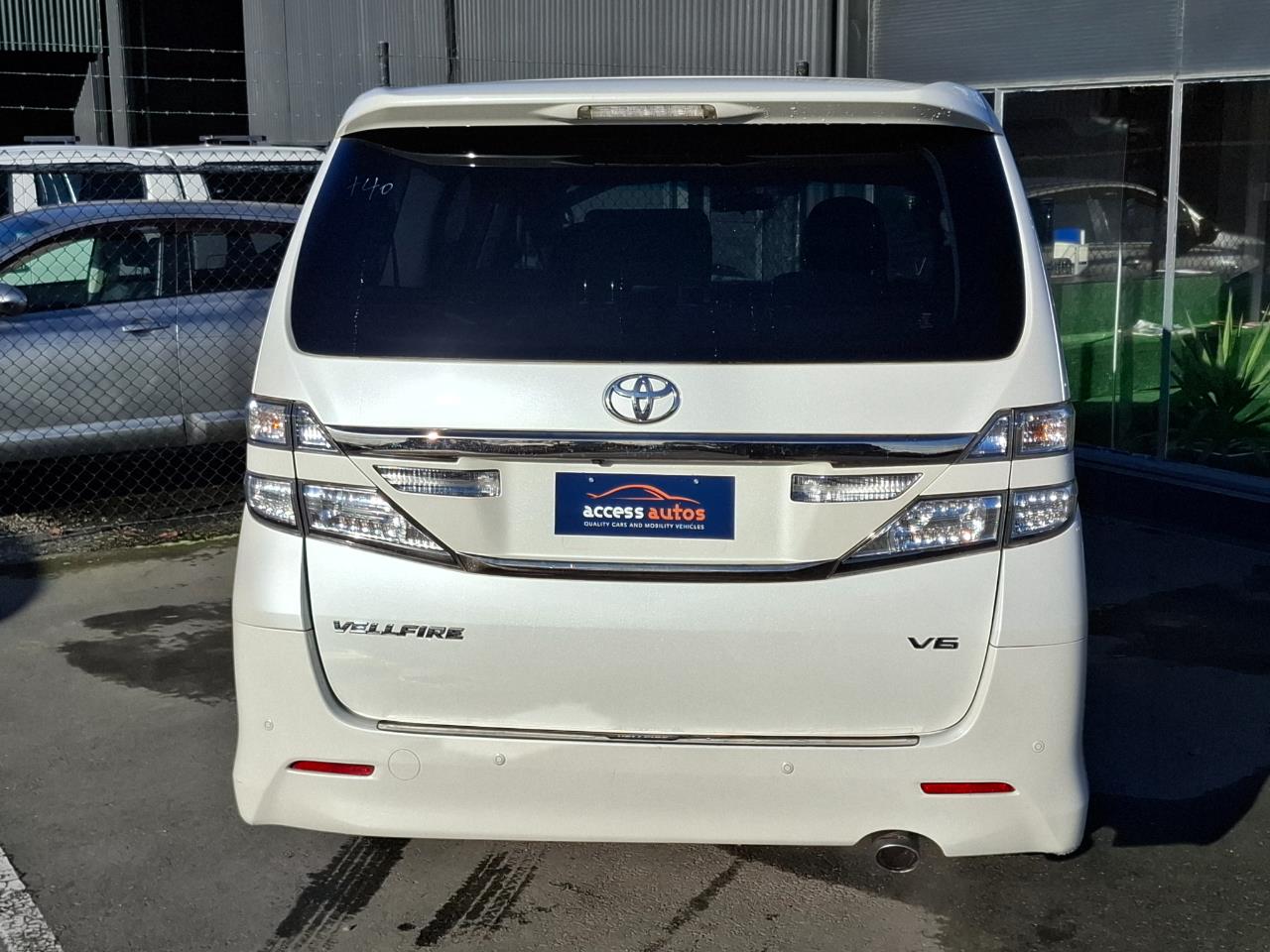 2012 Toyota Vellfire