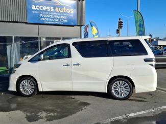 2012 Toyota Vellfire - Thumbnail
