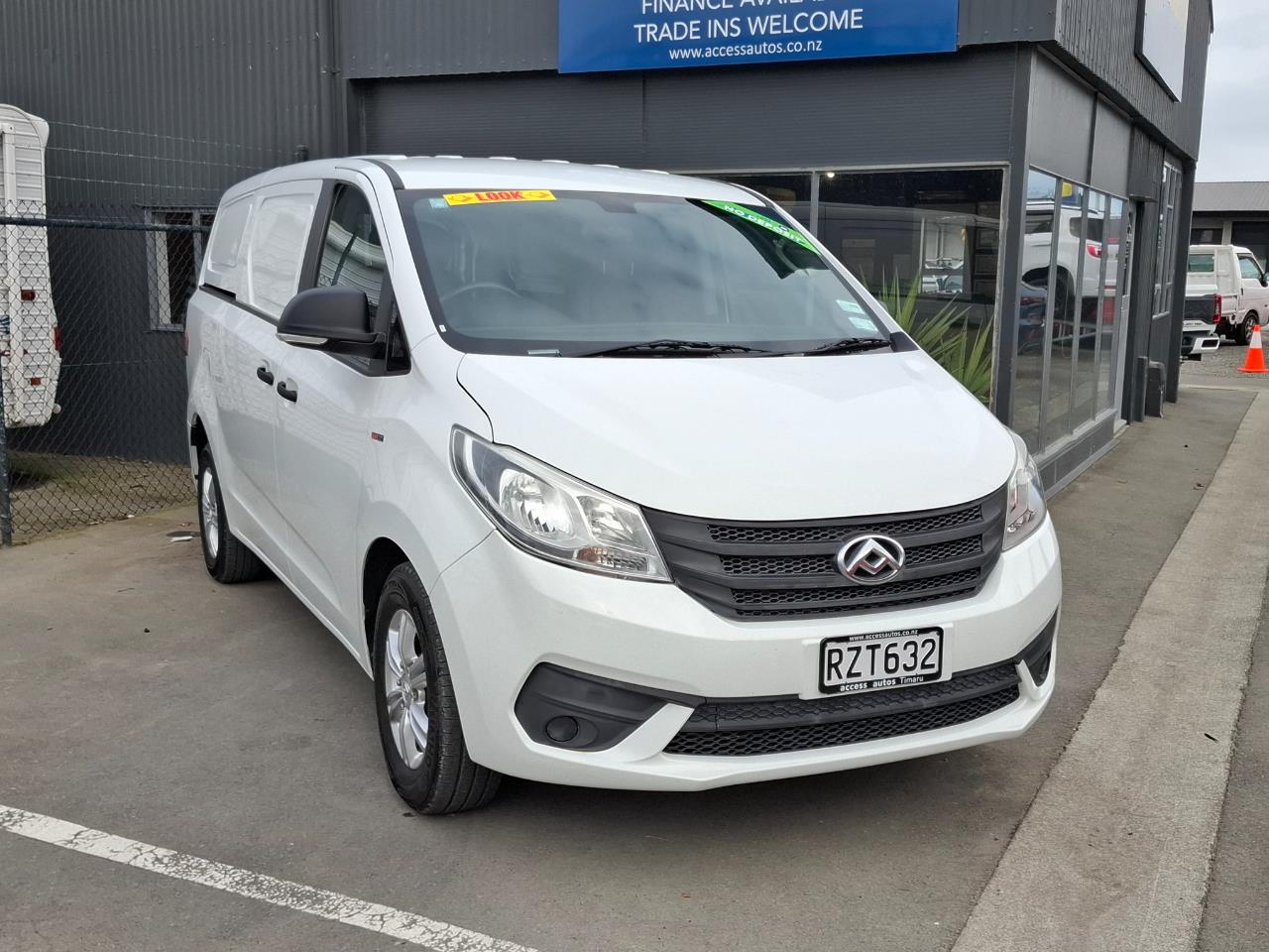 2023 LDV G10