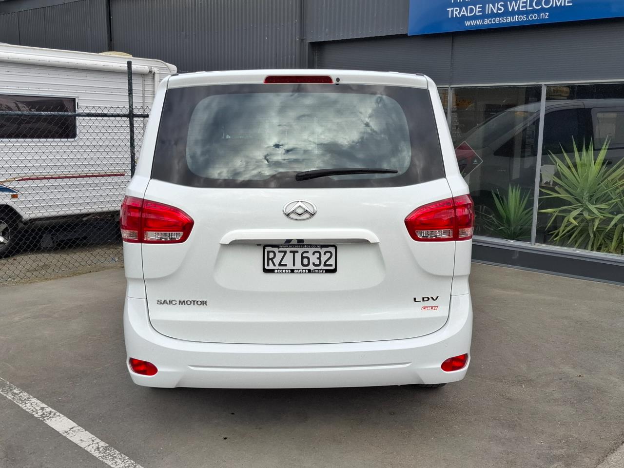 2023 LDV G10