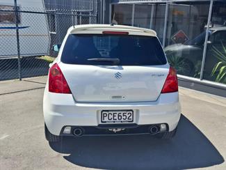 2008 Suzuki Swift - Thumbnail