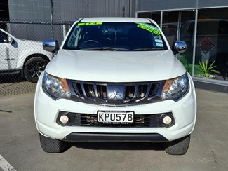 2017 Mitsubishi Triton - Thumbnail