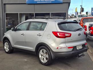 2011 Kia Sportage - Thumbnail