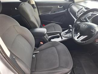 2011 Kia Sportage - Thumbnail