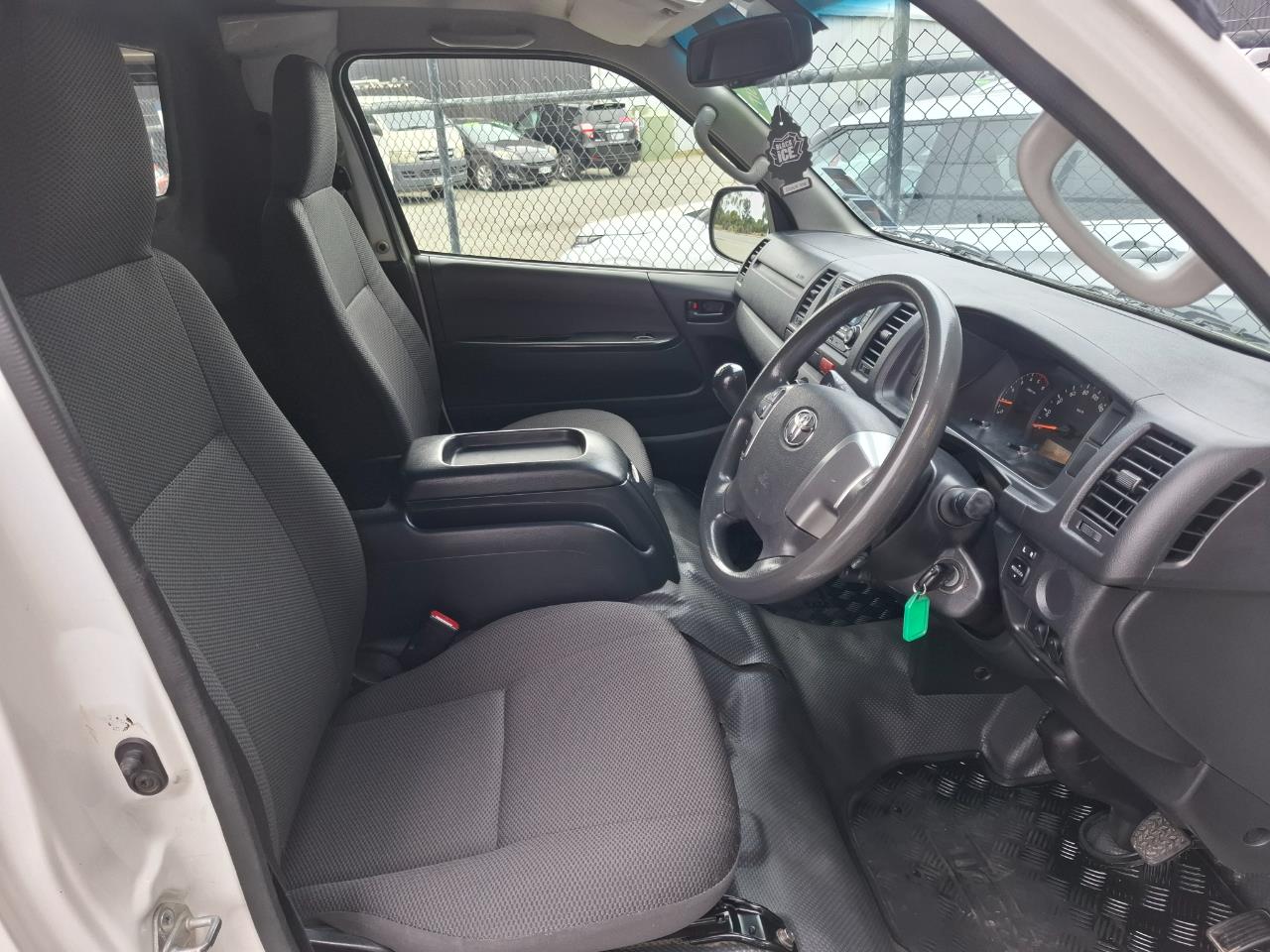 2015 Toyota Hiace