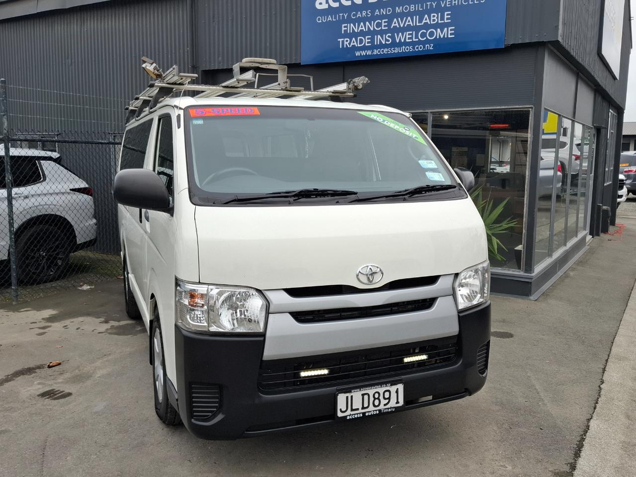 2015 Toyota Hiace