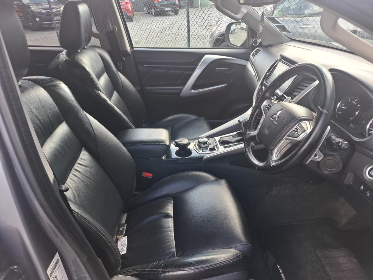 2016 Mitsubishi Pajero Sport