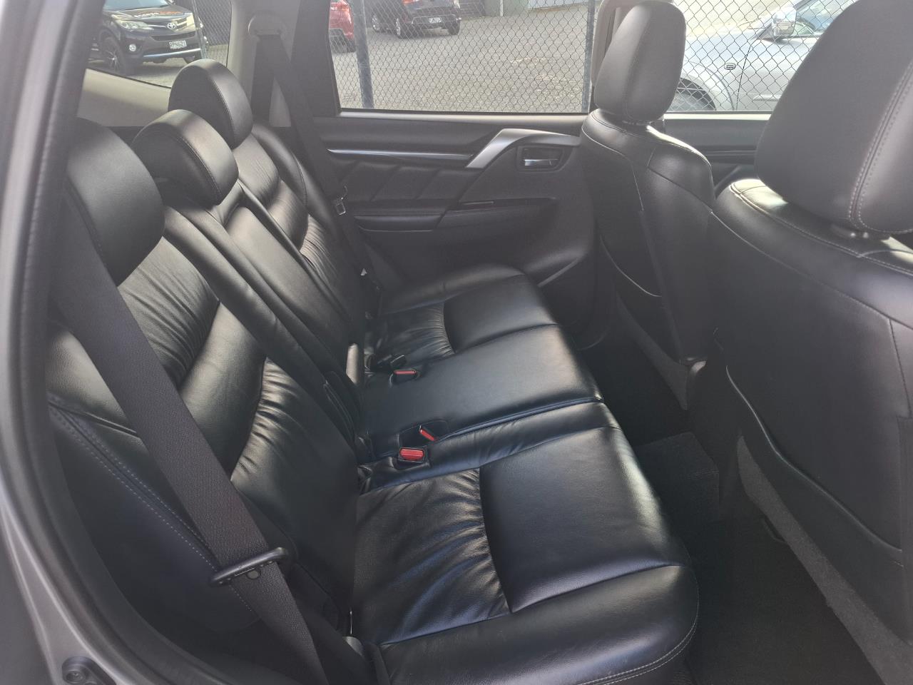 2016 Mitsubishi Pajero Sport