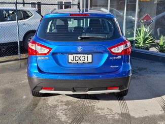 2015 Suzuki SX4 - Thumbnail