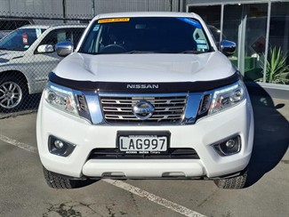 2017 Nissan Navara - Thumbnail