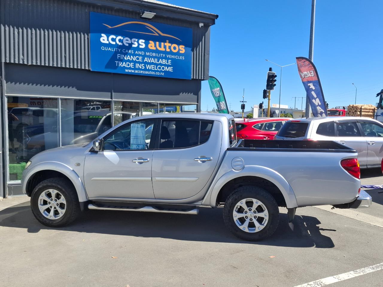 2012 Mitsubishi Triton