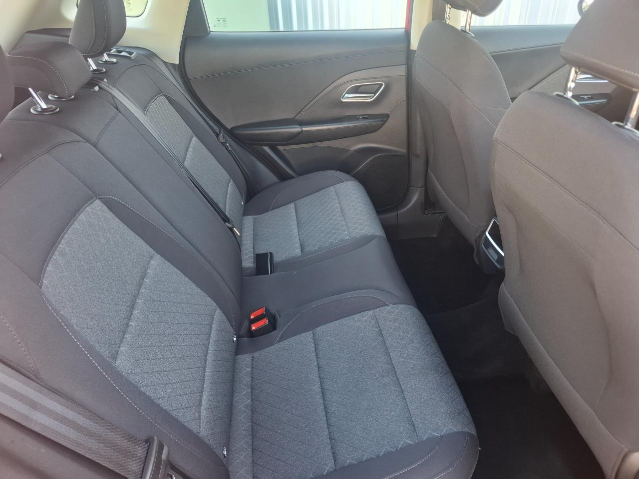 2025 MG ZS