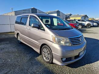2005 Toyota Alphard - Thumbnail