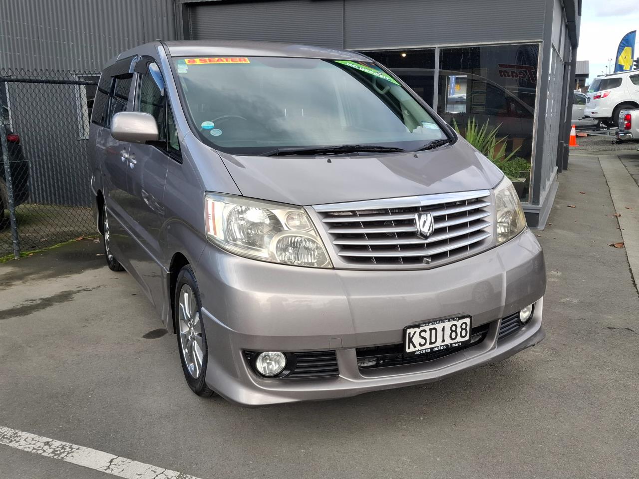 2005 Toyota Alphard