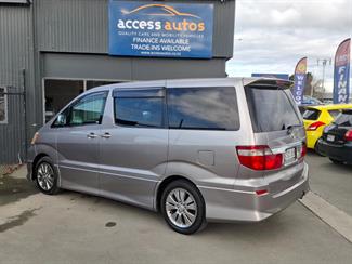 2005 Toyota Alphard - Thumbnail