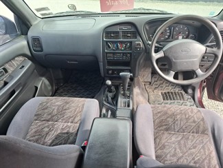 1997 Nissan Terrano - Thumbnail