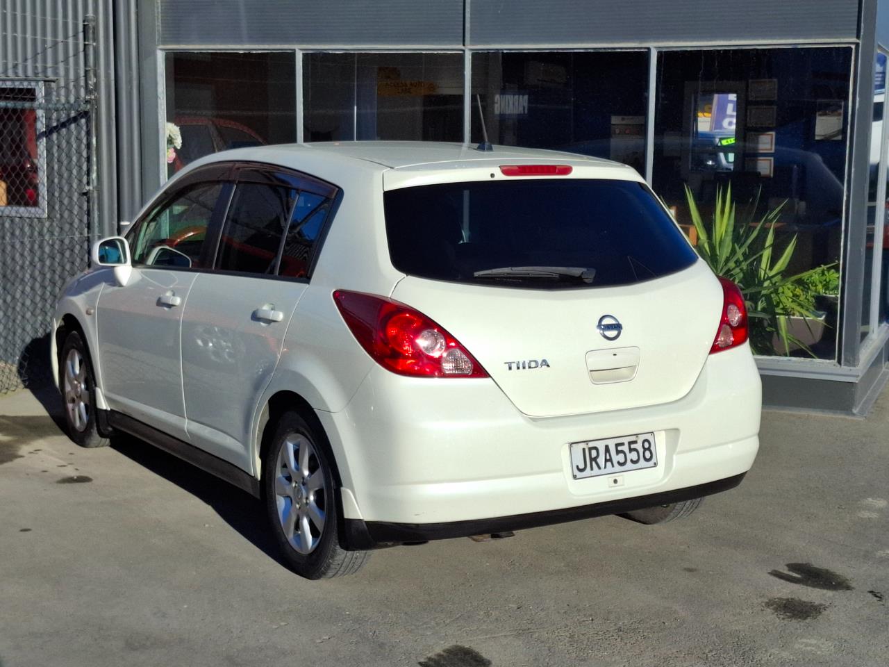 2005 Nissan Tiida