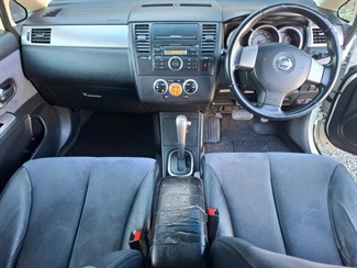 2005 Nissan Tiida - Thumbnail