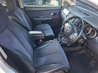 2005 Nissan Tiida - Thumbnail
