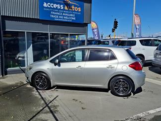 2007 Toyota Auris - Thumbnail
